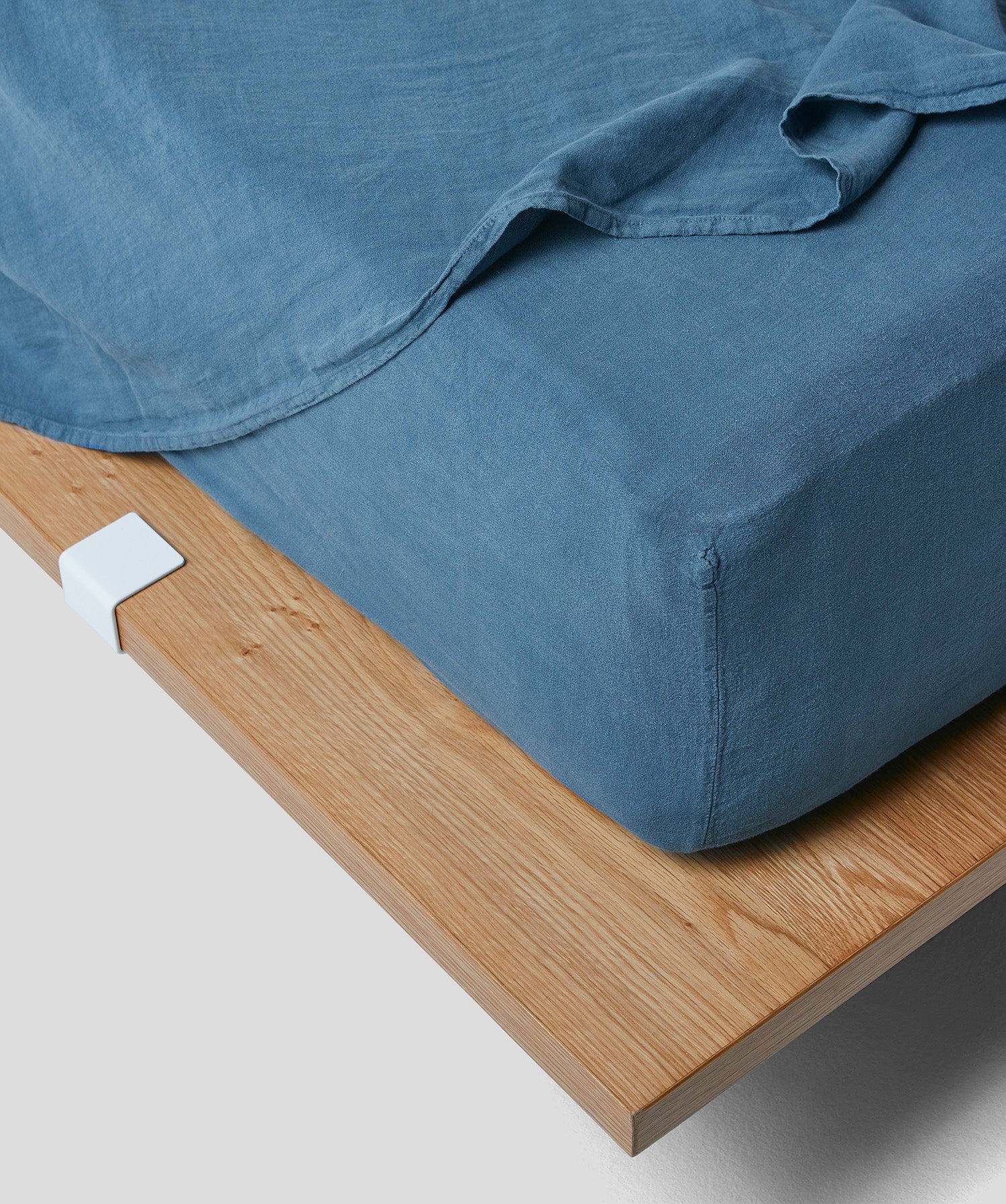 Linen Duvet + Sheet Set - King - Blue - Image 3